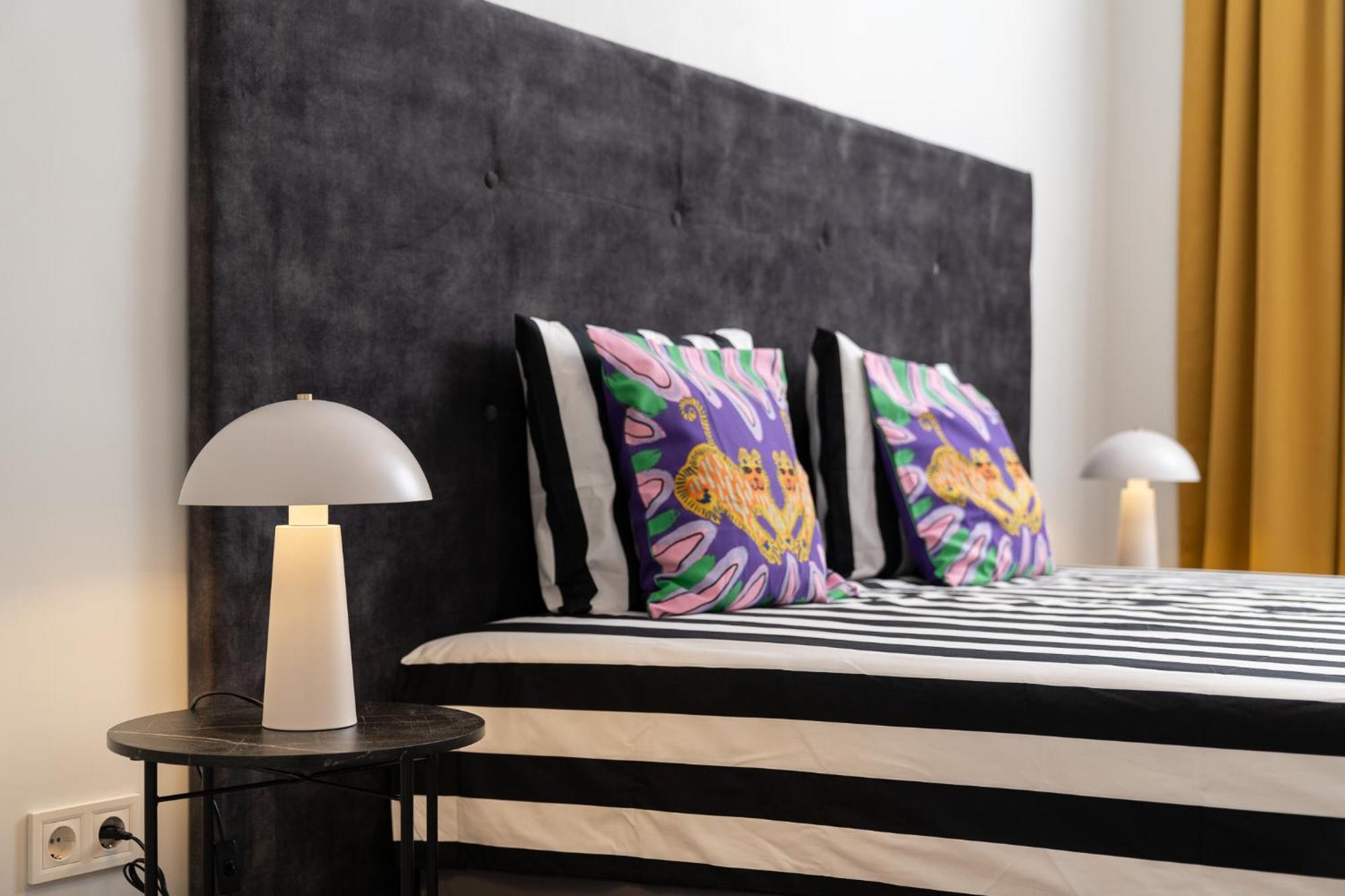 Bright & Sunny Stylish Apt With 2Bdr And 2Bth Sofya Dış mekan fotoğraf